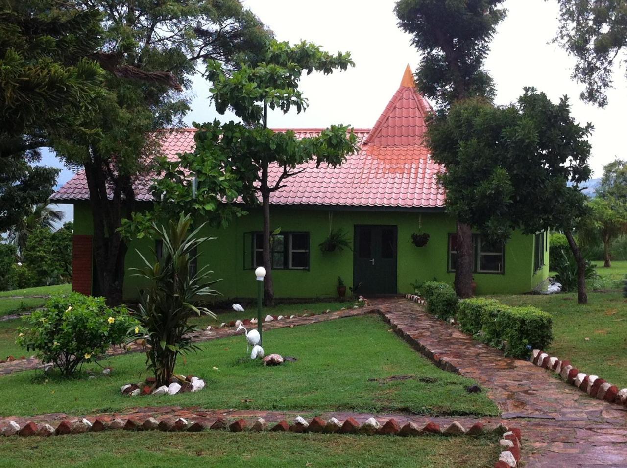 Samuka Island Retreat Villa Jinja Luaran gambar