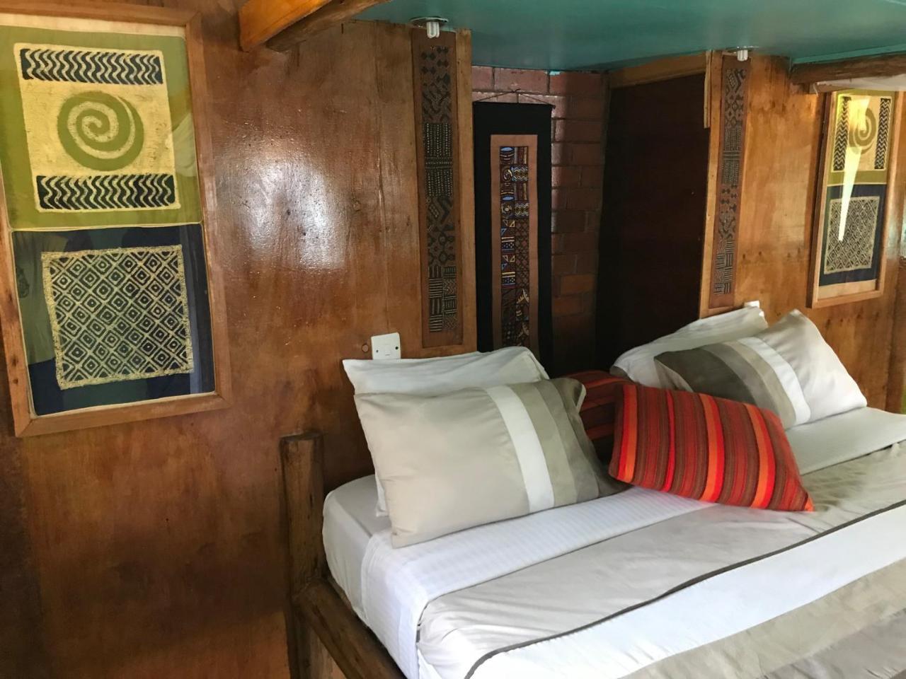 Samuka Island Retreat Villa Jinja Luaran gambar