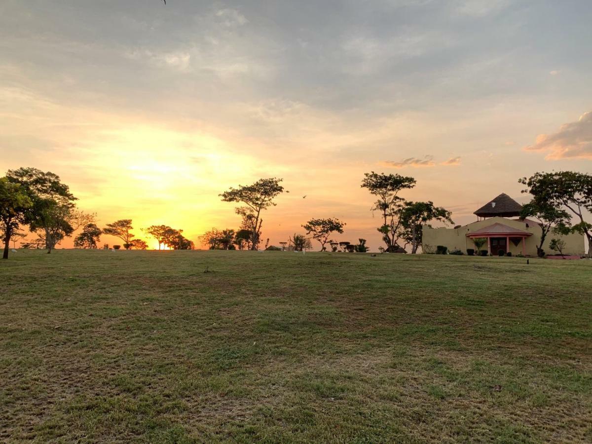 Samuka Island Retreat Villa Jinja Luaran gambar