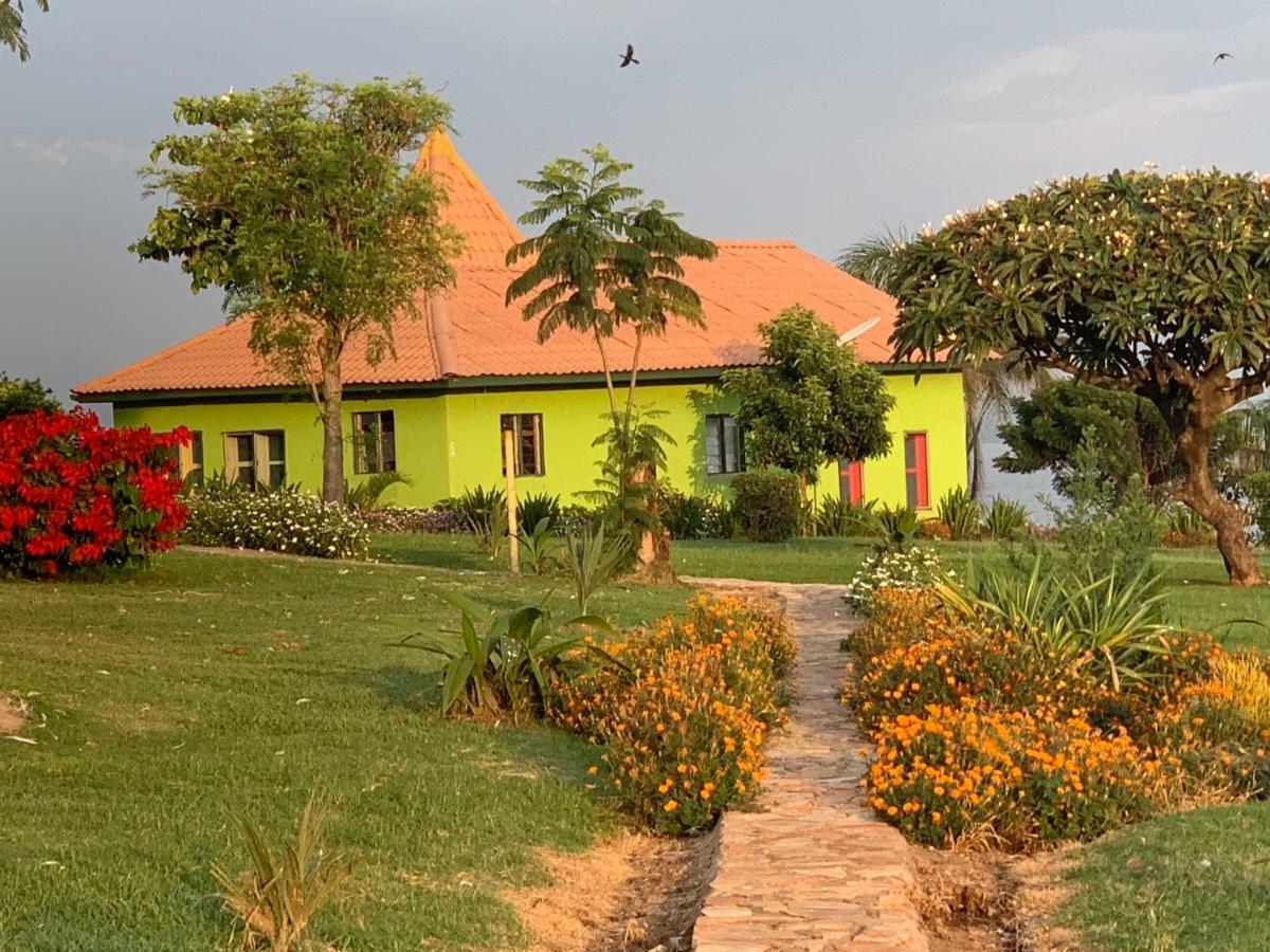 Samuka Island Retreat Villa Jinja Luaran gambar