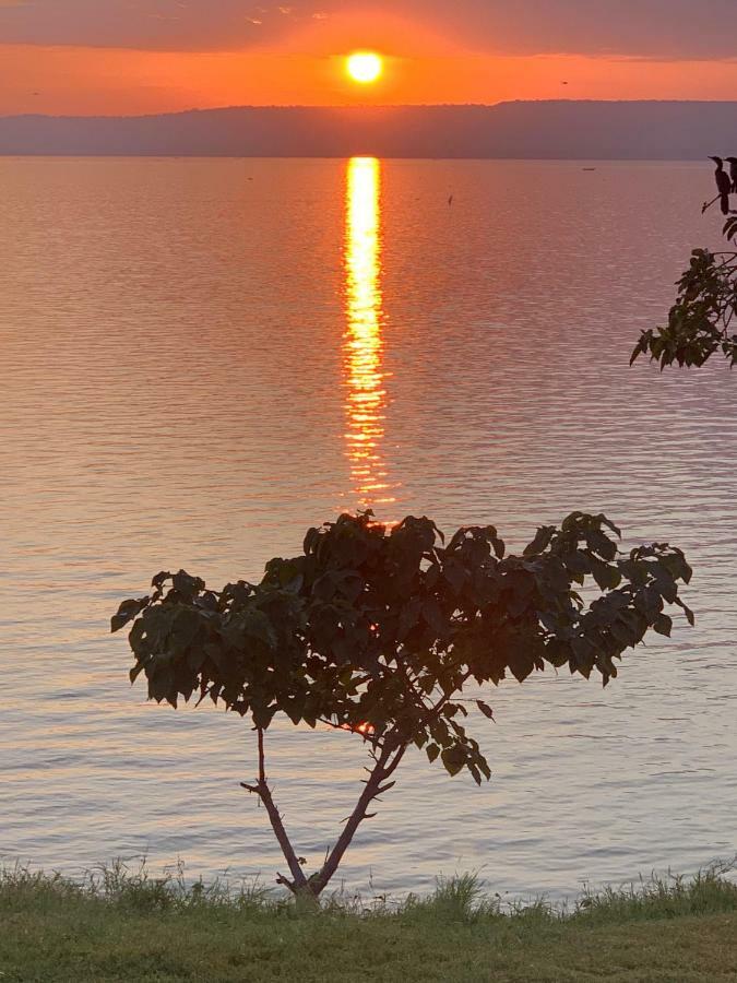 Samuka Island Retreat Villa Jinja Luaran gambar