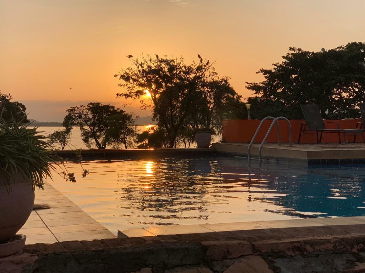 Samuka Island Retreat Villa Jinja Luaran gambar