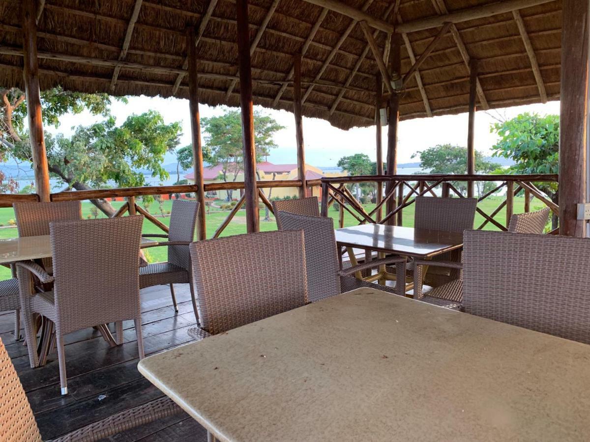 Samuka Island Retreat Villa Jinja Luaran gambar